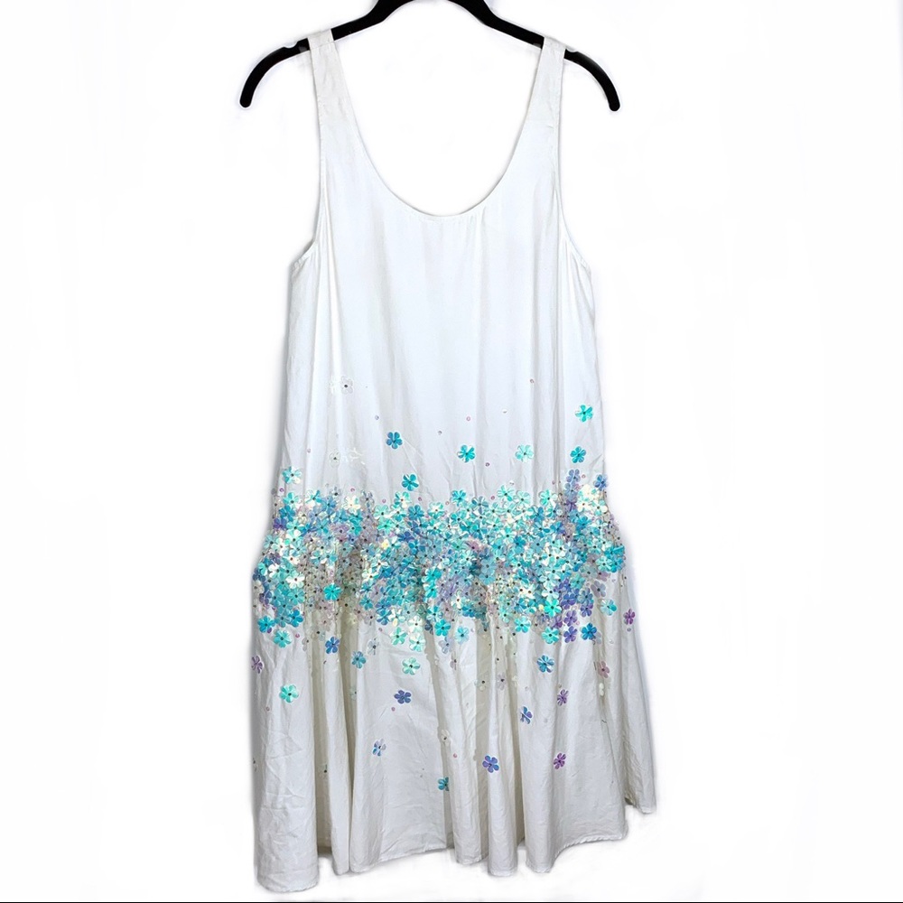 Suno Flower Sequin White Dress - Picture 4 of 8